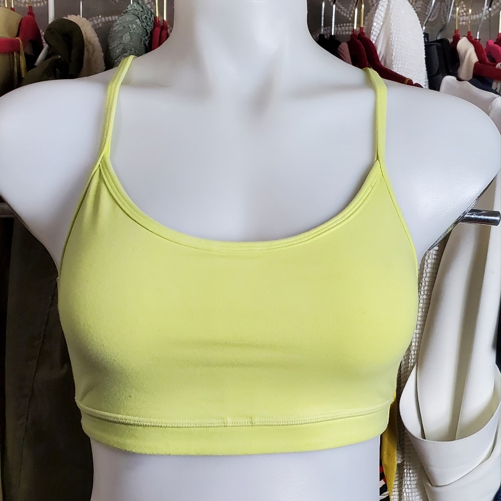 Lululemon sports bra